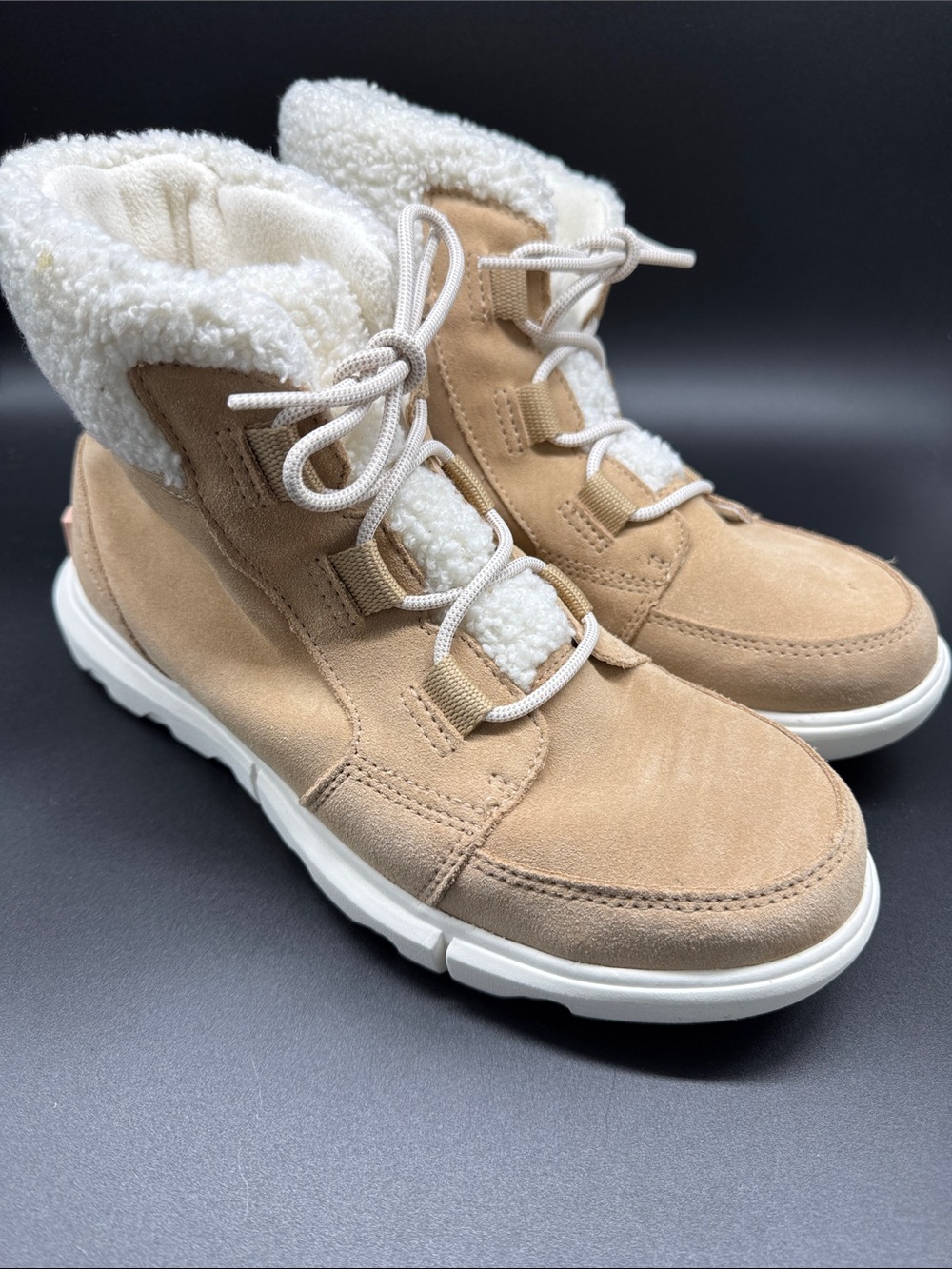 Sorel Women's Light Tan Suede Shearling-Lined Winter Boots Sz 9.5